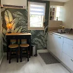 Proche Village Naturiste, Terrasse Et Parking * Agde